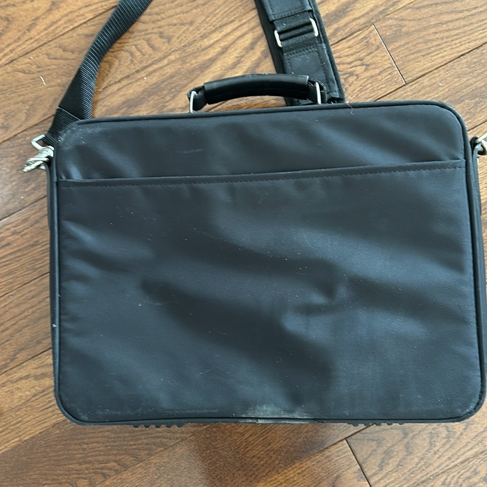 Targus Leather/Nylon Briefcase/Computer Bag - Picture 7 of 10